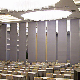 Панель комнаты студии акустической панели огнеупорной облицовки полиэфирного волокна деревянная калиброванная звукоизоляционная
